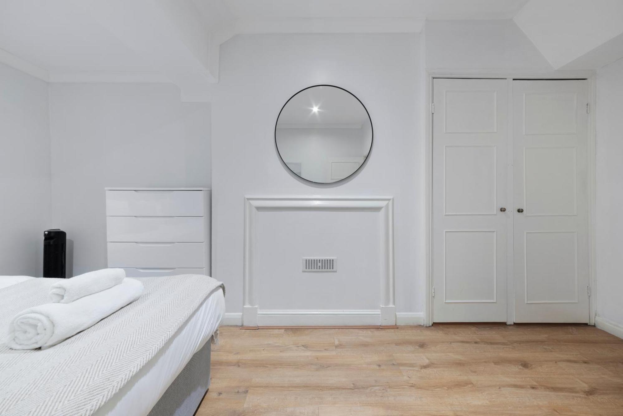 2 Bed Piccadilly Apartment 4 ロンドン エクステリア 写真